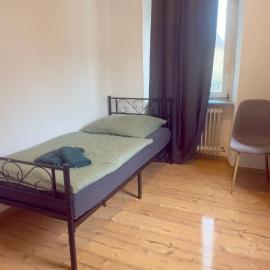 Great location near A93, A9 For workers, hotell sihtkohas Kirchenlamitz
