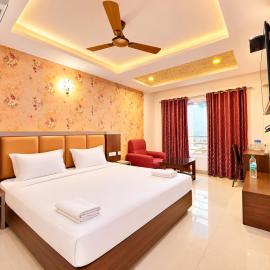 Shree Gopal - Sea Facing Rooms in Golden Beach - with Parking, Restaurant, Affordable Stay