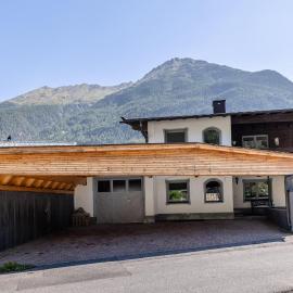 LIDA CHALET, hotel in Längenfeld