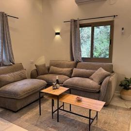 Ussishkin Boutique with Jacuzzi