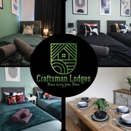 Affordable Rates Craftsman Lodge with Parking Perfect for Groups and Extended Stays