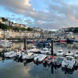 La Casina del Puerto, hotel i Luarca
