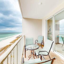 Majestic Sun B1010 Beachfront Bliss with Pool, hotel din Destin