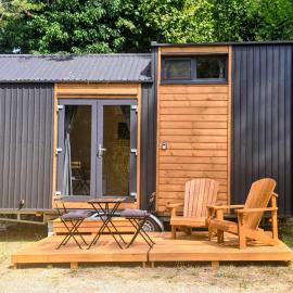 Tuscan Tiny House by Tiny Away, hotell i Forcoli