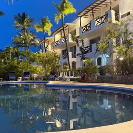 Hotel Coral Caribe, hotel u gradu La Mira