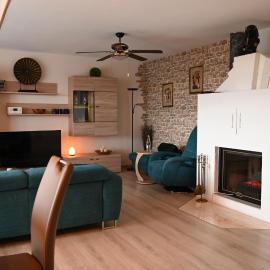 FeWo Im Weingarten, hotel di Graach