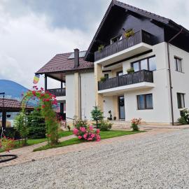 Aqualina Colibita - pe malul lacului, hotel di Colibiţa