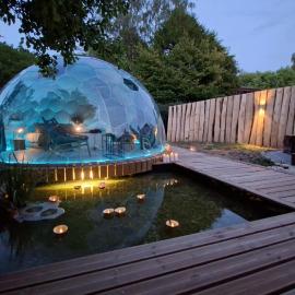 Dôme Renard by Out & Lodge – hotel w mieście Couvin