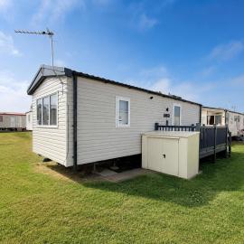 Lovely 6 berth caravan at California Cliffs in Scratby ref 50030H, hotel in Scratby