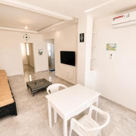 Contemporary Apartment City Center hammamet, מלון בחמאמת
