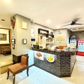 Baan at Khaosan Hostel