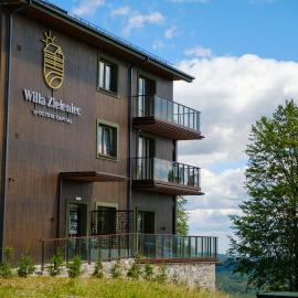 Willa Zieleniec - apartamenty z Ogrodem SPA – hotel w mieście Duszniki Zdrój