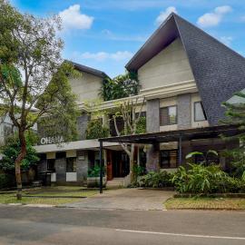 Collection O near Universitas Pelita Harapan formerly Ohana Residence Karawaci