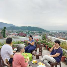 Kashmir Beautiful Villa, hotel en Srinagar