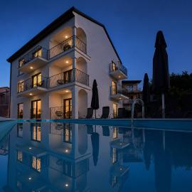 Villa Stella di Fiume - Pool - Free EV - Self check in, hotell i Rijeka