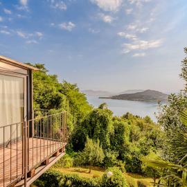 Villa Arona, hotel ad Arona