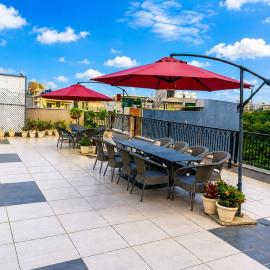 BedChambers Luxurious Aparthotel Near Medicity, отель в Гургаоне