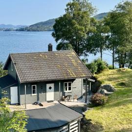 Stunning Home In Seim With Wifi, hotel v destinácii Seim