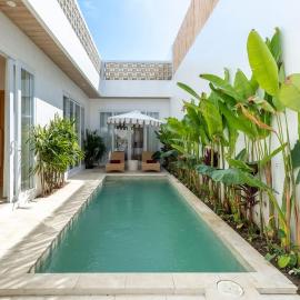 Villa Sanja - Tropical Oasis Villa w Private Pool, hotel in Ungasan