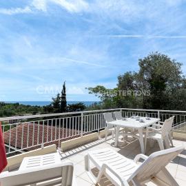 Villa Anna, hotel a Rijeka Reževići