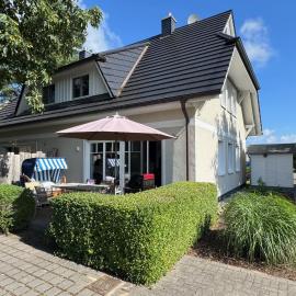 8 kleine Heringe
