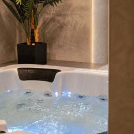 Luxury wellness apartment SHA, готель у місті Осієк