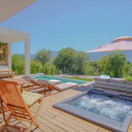 Villa BaBa - Private Pool & Jacuzzi