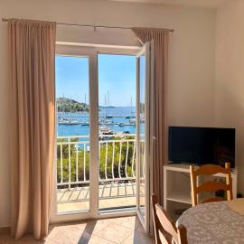 Apartments Mustel Drage - Adults Only, hotel v Dragah