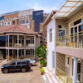 COMFORT HOTEL Ltd, hotel v mestu Gasanze