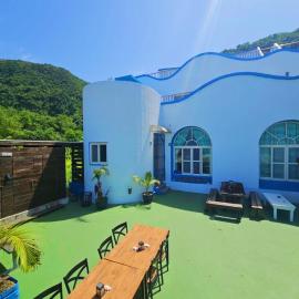Green Island Starry Night Hostel