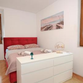 HOLIDAY's HOUSE, hotel in Semedela