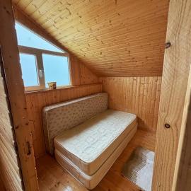 Gomito mta, hotel u gradu Ekadiya
