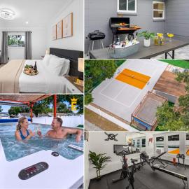 Home with Pickleball Court Private Gym Big Backyard