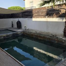 Villa climatisée avec piscine et jacuzzi
