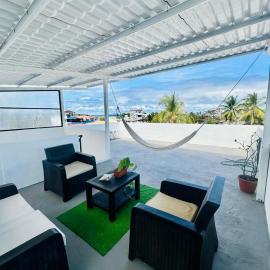 SUITE BAHIA1 TERRAZA VISTa, hotel u gradu Puerto Ajora