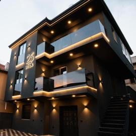 2S Vila Boutique Pogradec, hotelli kohteessa Pogradec