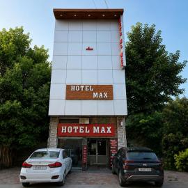 HOTEL MAX - In Budget & Comfortable Rooms - For Corporates, Couples, Families Near HMV, DAV, Grain Market, Workshop Chowk