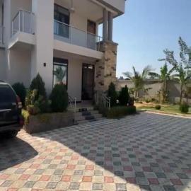 Rj Executive Apartments, hotell i Dodoma