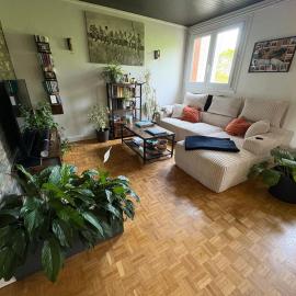 Très bel appartement près des thermes, hotel in Lons-le-Saunier