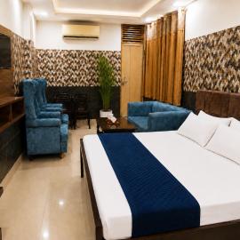 Vishal Palace Hotel Unnao, hotel di Unnāo