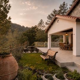 Gazingstars Cottages Agridia