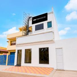 Townhouse Hotel SBG Tower A Premium Corporate Suits