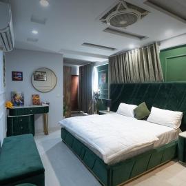 Spacious 1-BHK Apartment Self Check In Bahria Town Lahore
