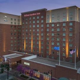 Homewood Suites by Hilton Oklahoma City-Bricktown، فندق في مدينة اوكلاهوما