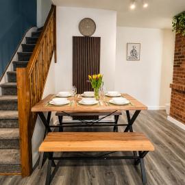 Modern House Near Poole Quay & Sandbanks Sleeps 8