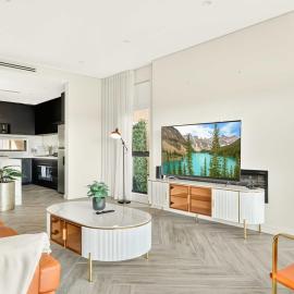 Elegant 5BR House in Peakhurst Perfect for Family