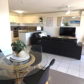 Sails Resort Caloundra, Hotel in Golden Beach
