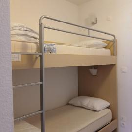 Appartement ski aux pieds, piscine et balcon, hotell i Les Orres