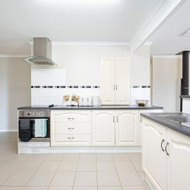 Lyndoch Breeze 4-Bed Getaway