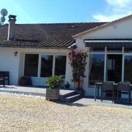 Le Bois Du Mas, hotel a Saint-Aulaye